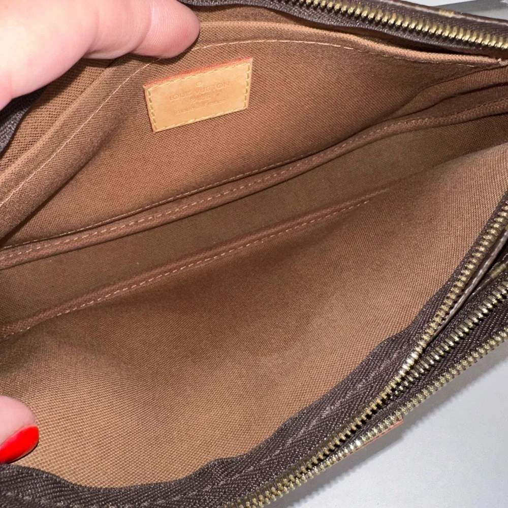 Authentic Louis Vuitton Multi-Pochette Accessoires Crossbody with Pink Strap